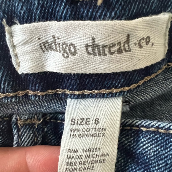 Indigo thread Jeans - Picture 3 of 4